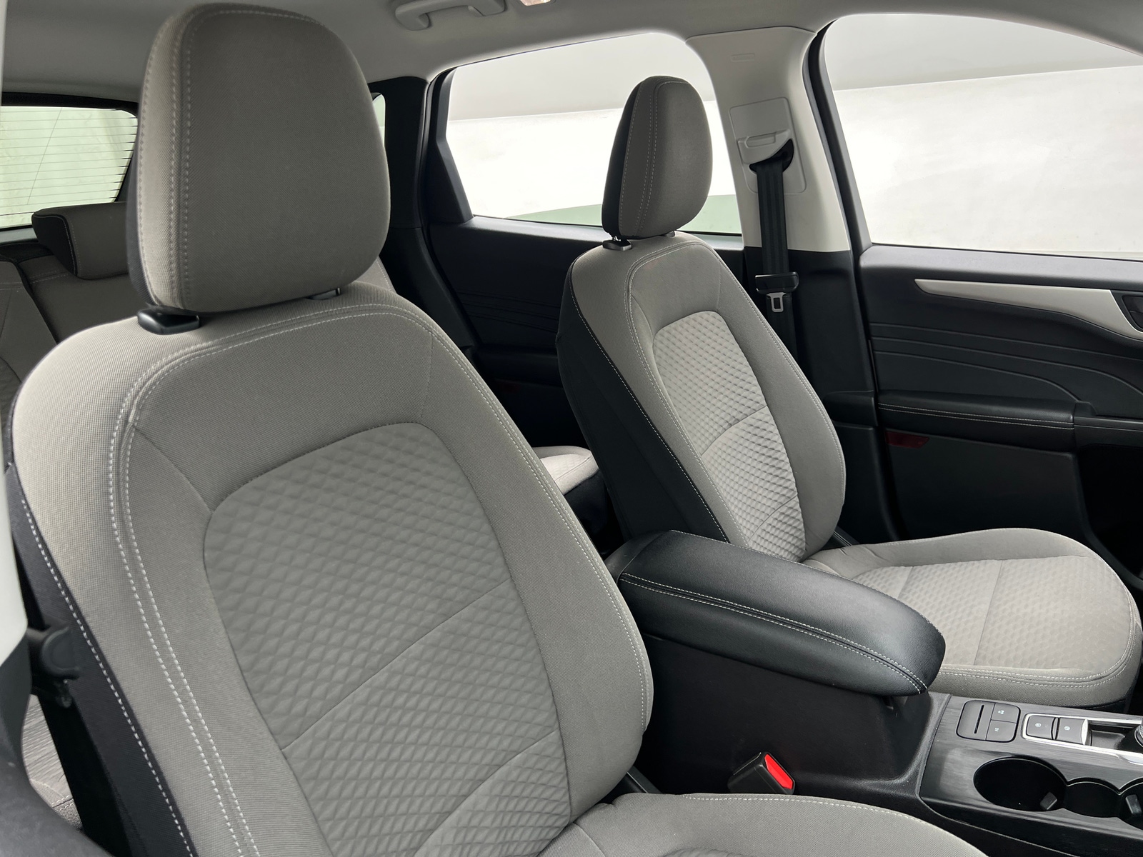 Thumbnail: 2022 Ford Escape - 2