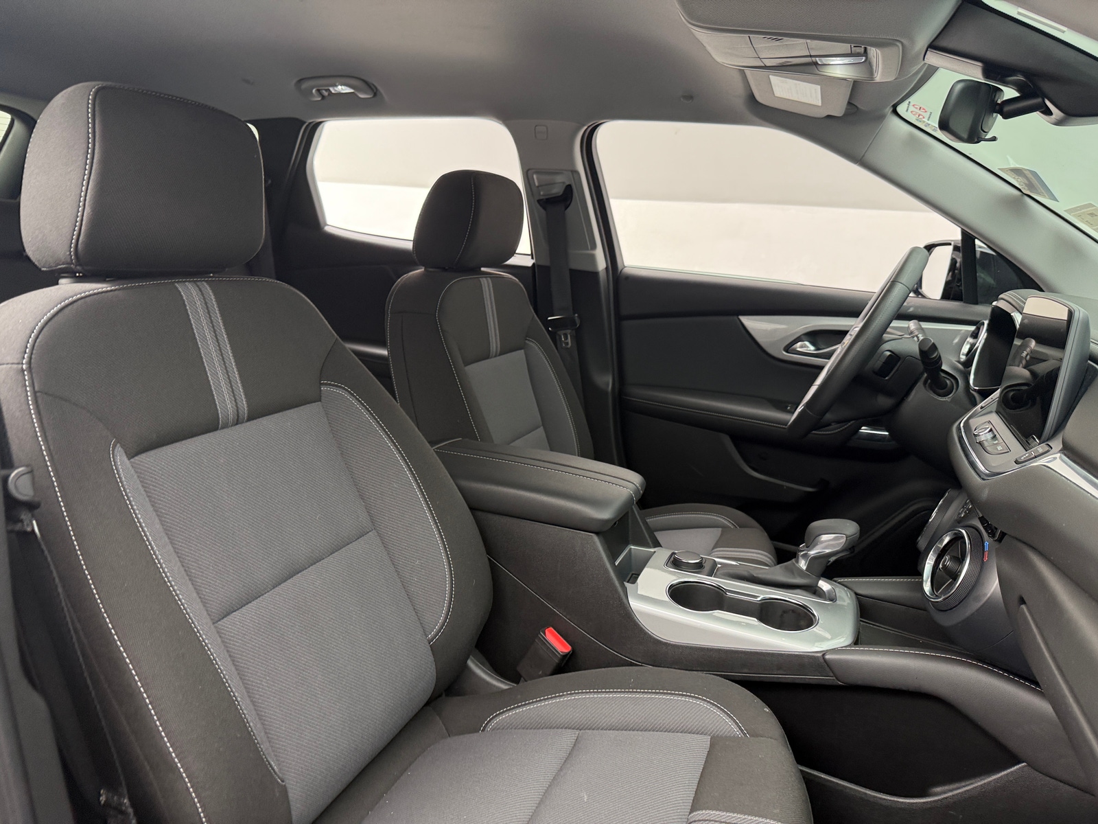 Thumbnail: 2025 Chevrolet Blazer - 2