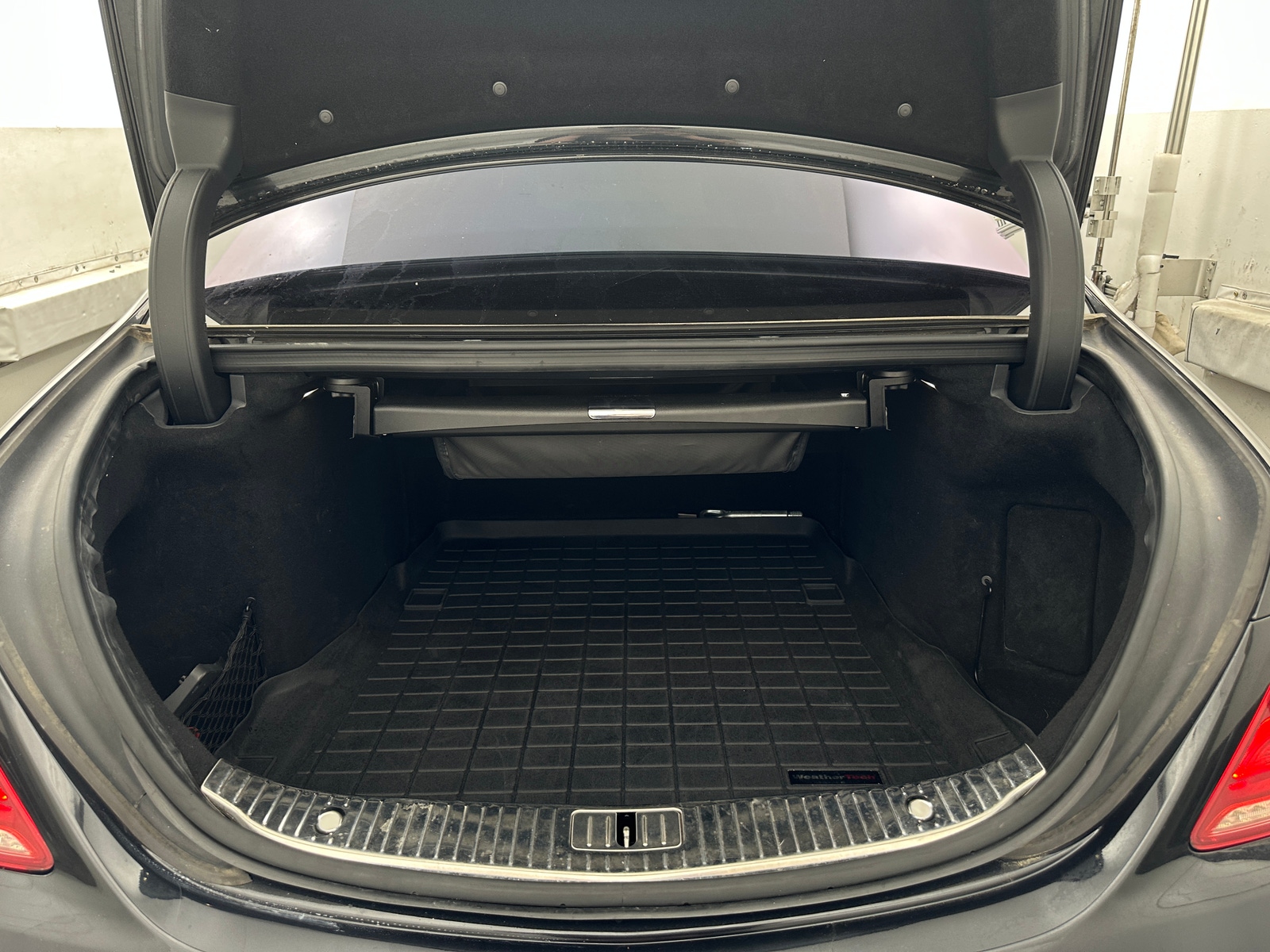 Thumbnail: 2015 Mercedes-Benz S-Class - 6