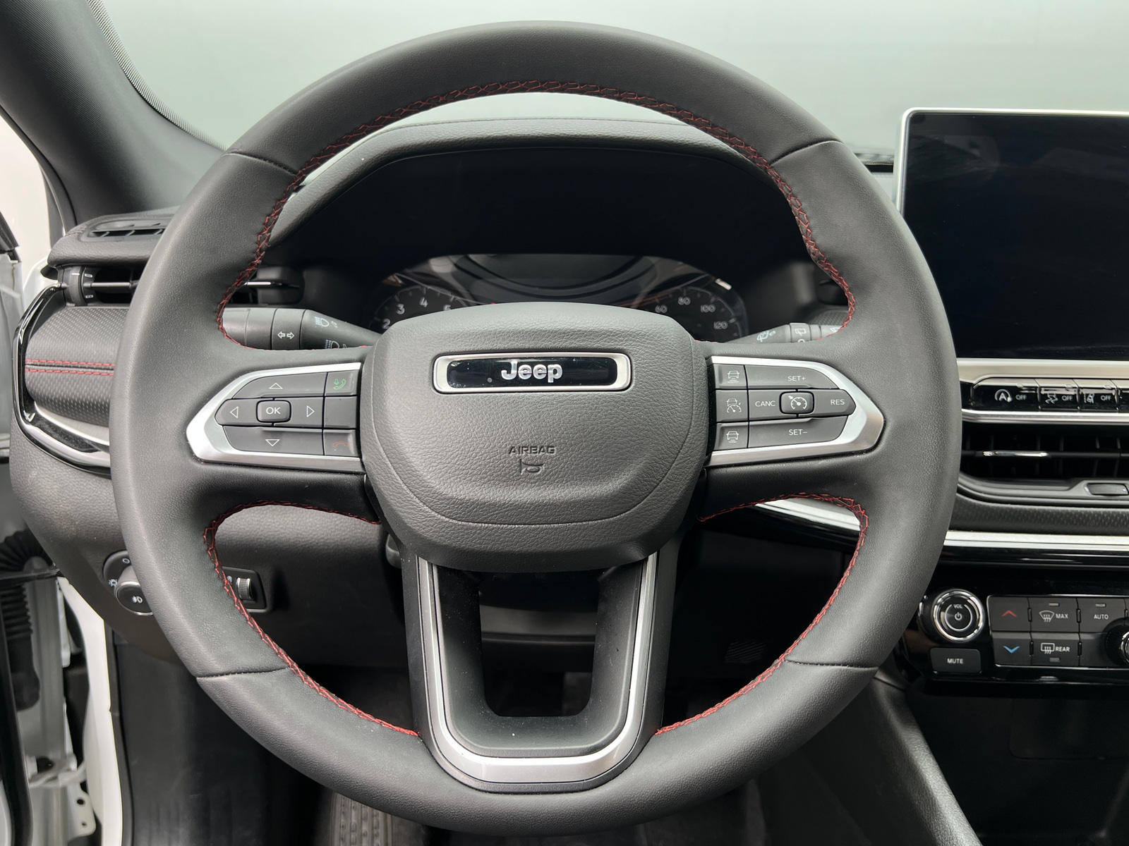 Thumbnail: 2025 Jeep Compass - 4