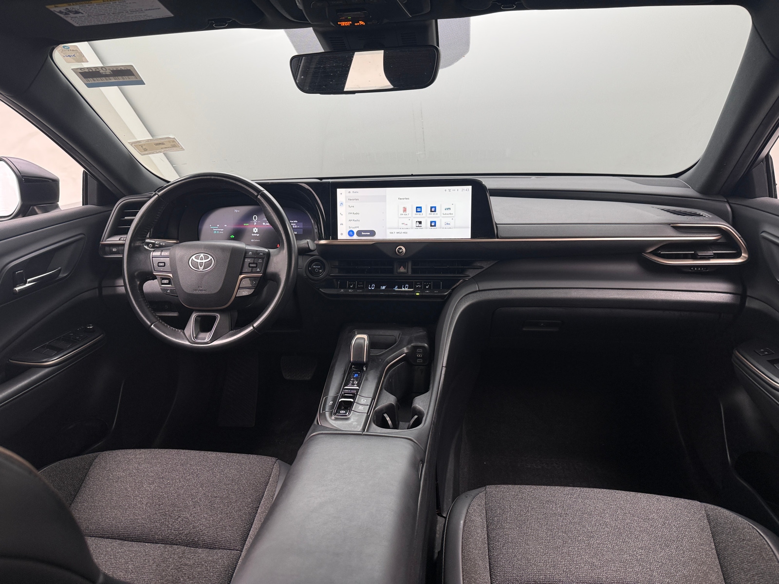 Thumbnail: 2023 Toyota Crown - 3