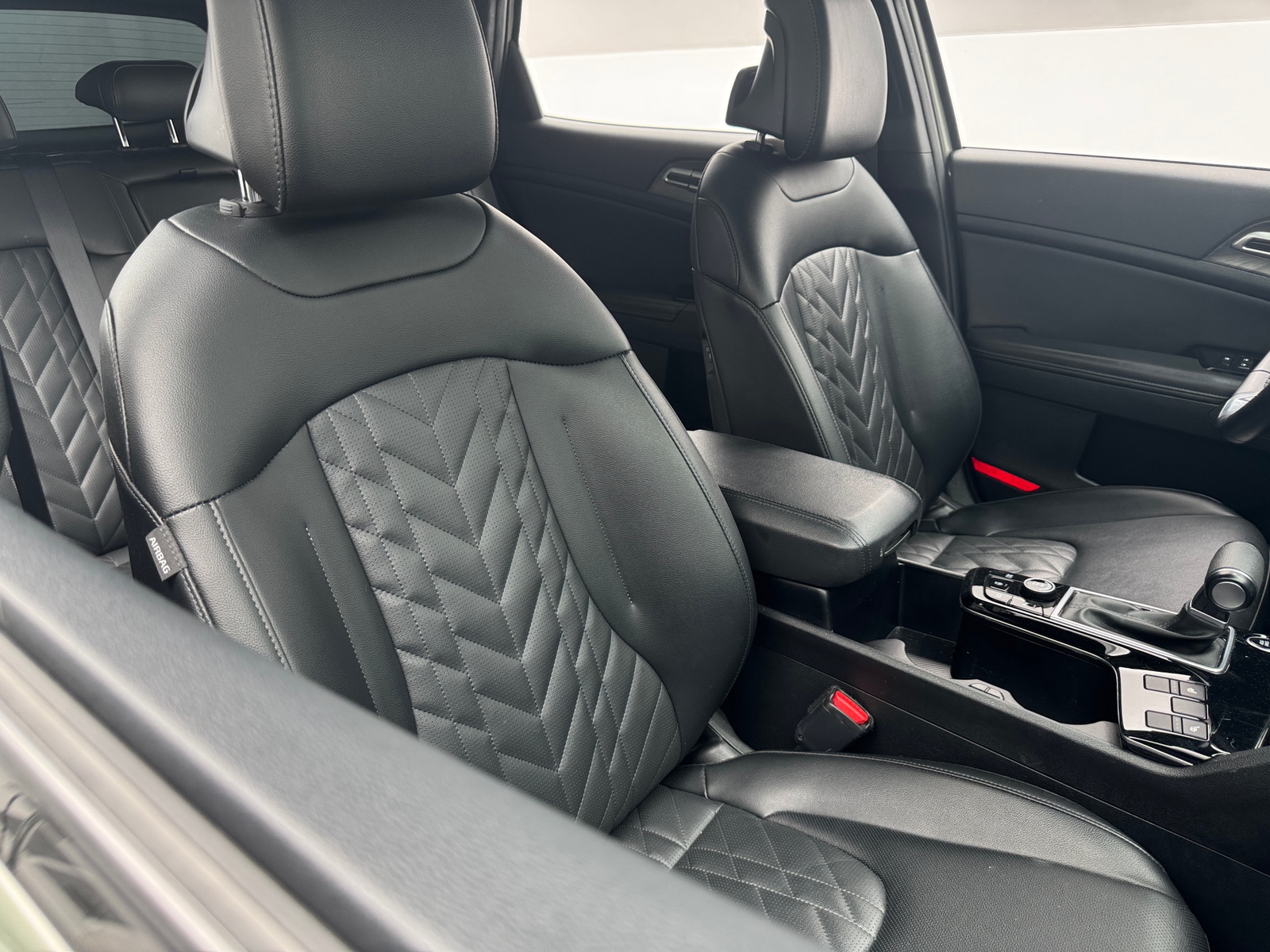 Thumbnail: 2024 Kia Sportage - 2