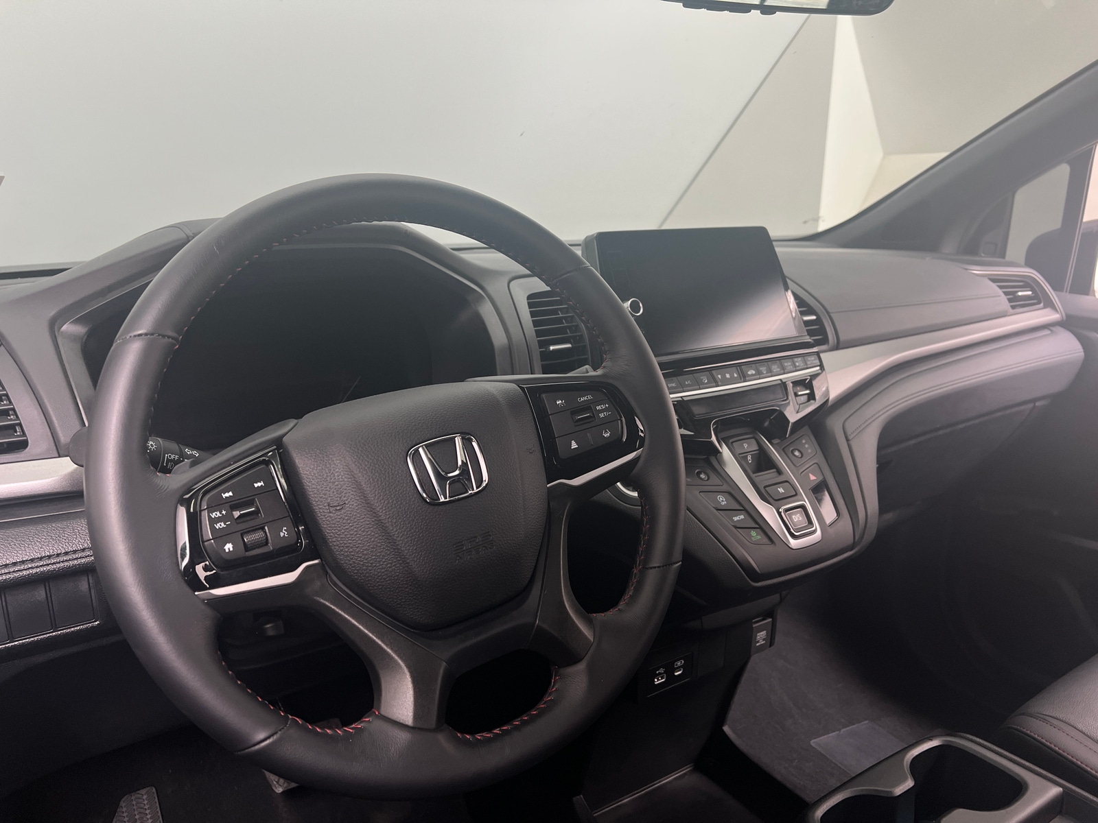 Thumbnail: 2025 Honda Odyssey - 2
