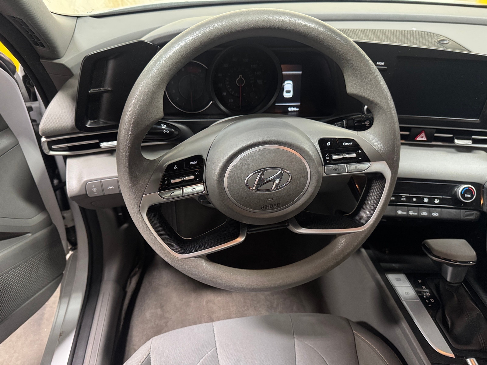 Thumbnail: 2023 Hyundai Elantra - 5