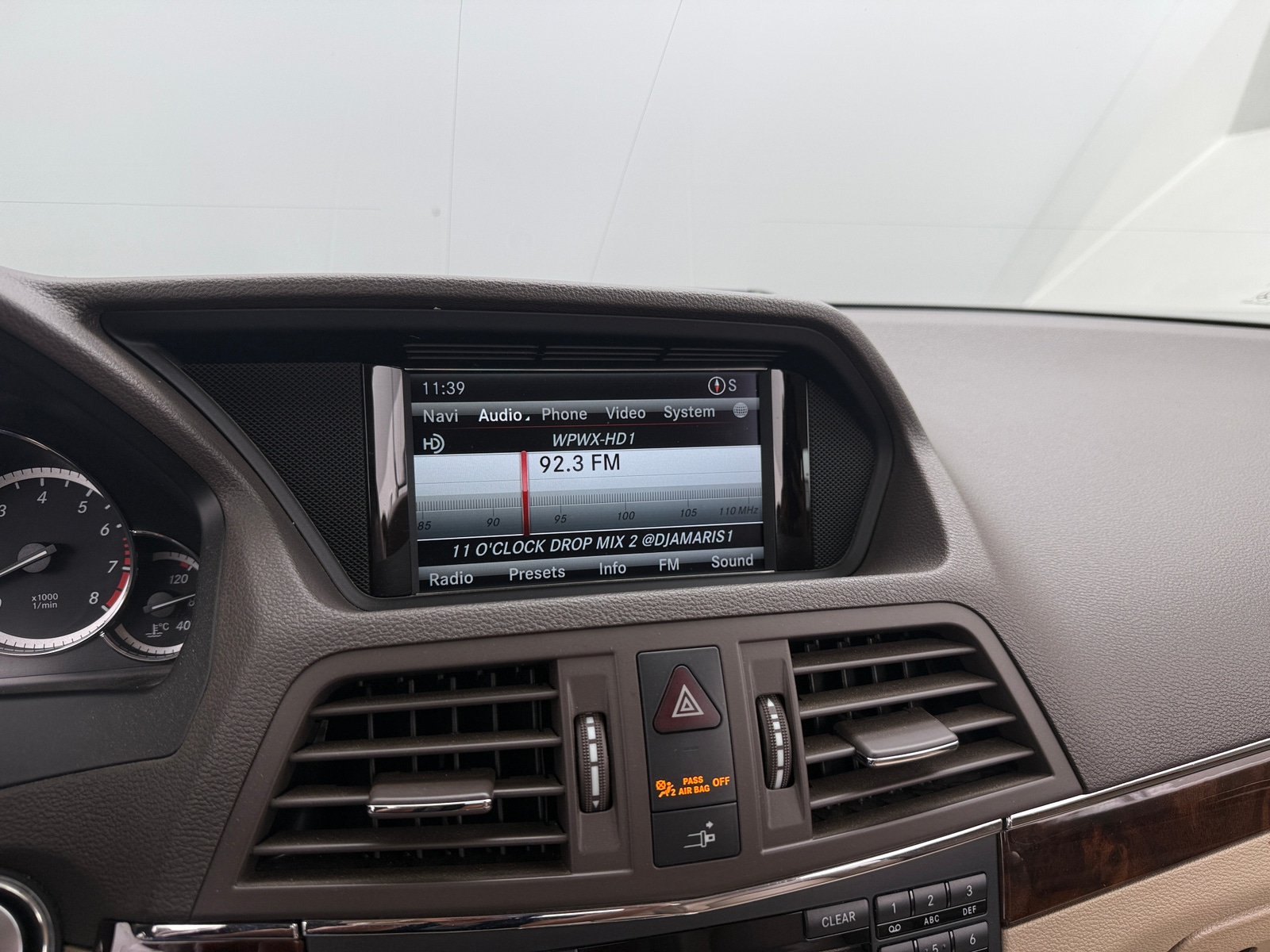 Thumbnail: 2013 Mercedes-Benz E-Class - 4