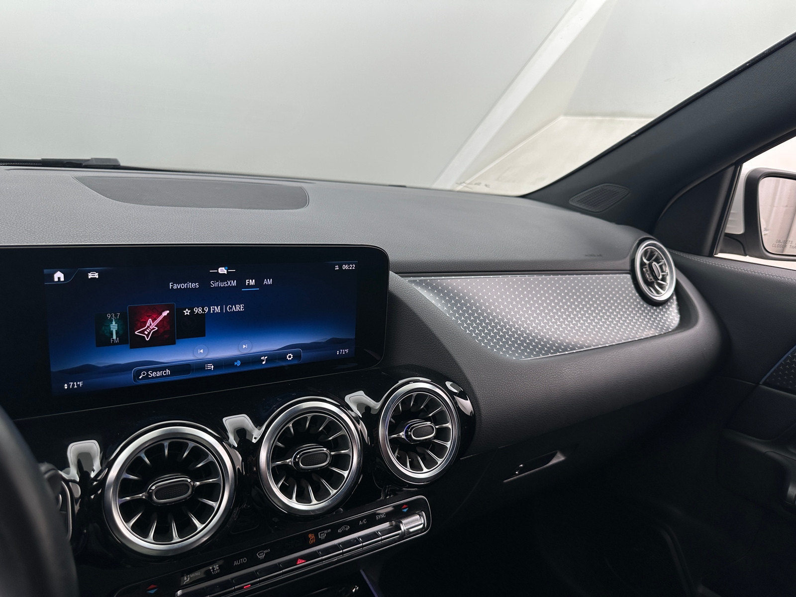 Thumbnail: 2025 Mercedes-Benz GLA - 3