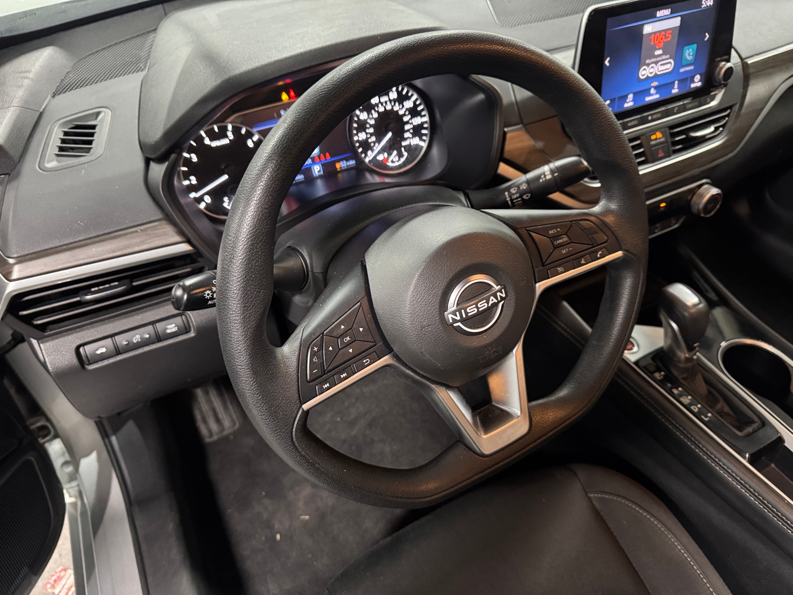 Thumbnail: 2023 Nissan Altima - 5