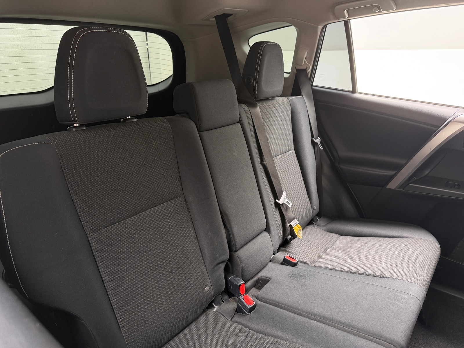 Thumbnail: 2018 Toyota RAV4 - 6