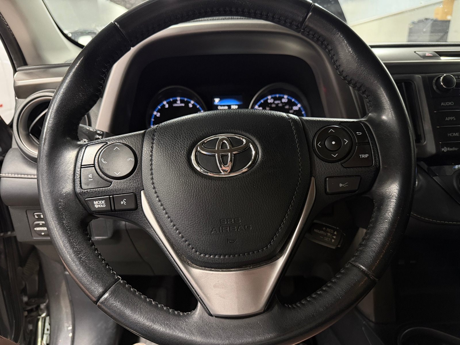 Thumbnail: 2018 Toyota RAV4 - 5