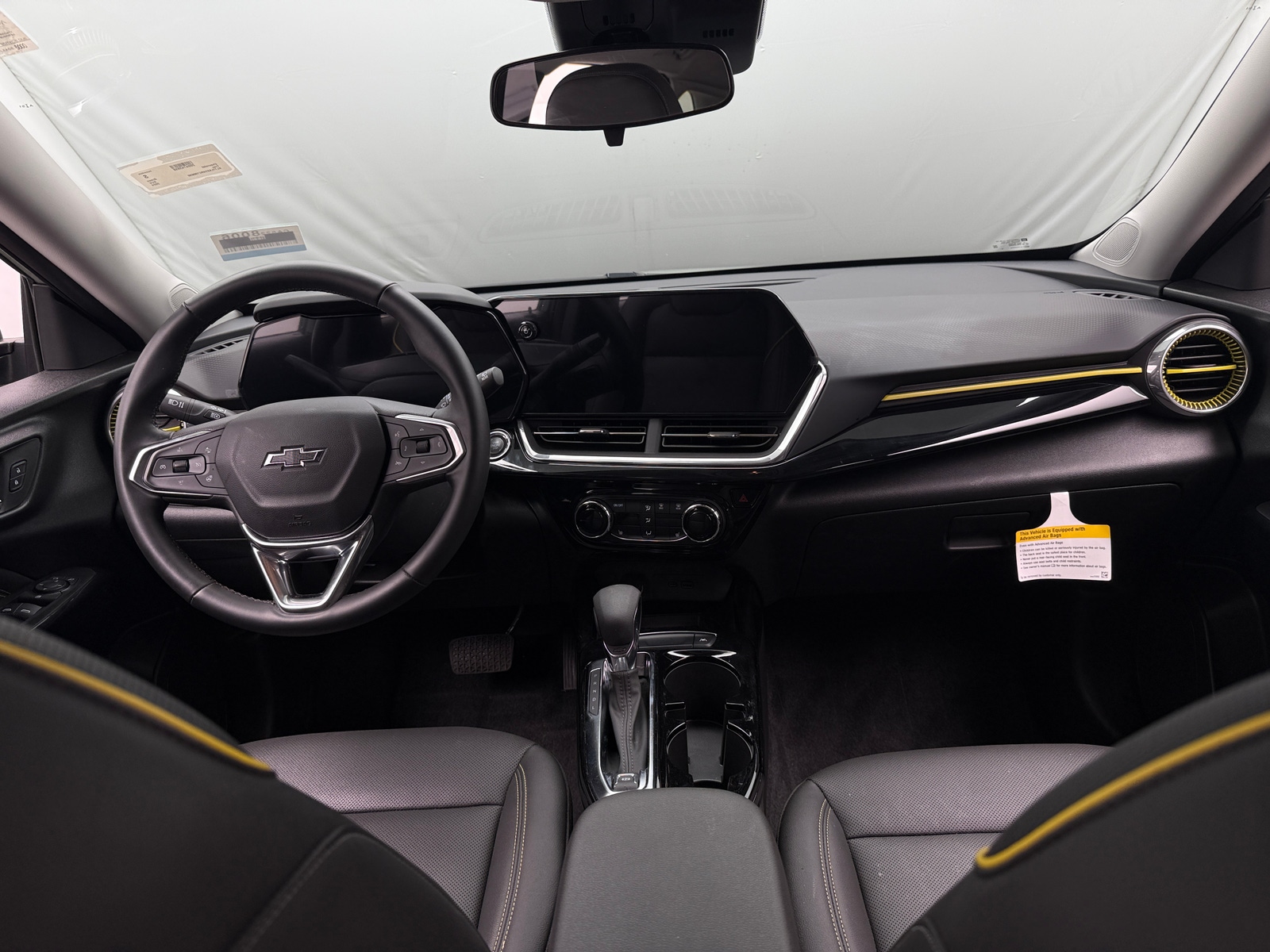 Thumbnail: 2024 Chevrolet Trax - 3