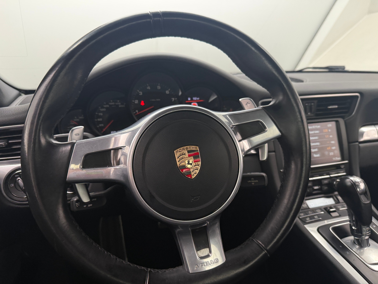 Thumbnail: 2013 Porsche 911 - 3