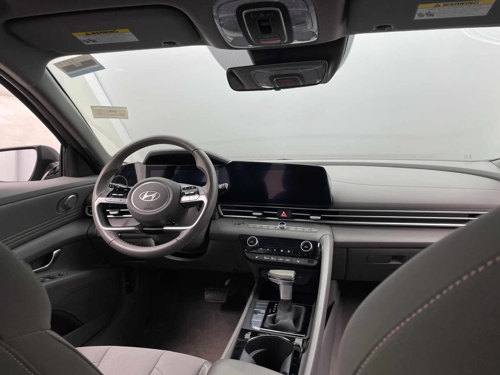 Thumbnail: 2025 Hyundai Elantra - 3