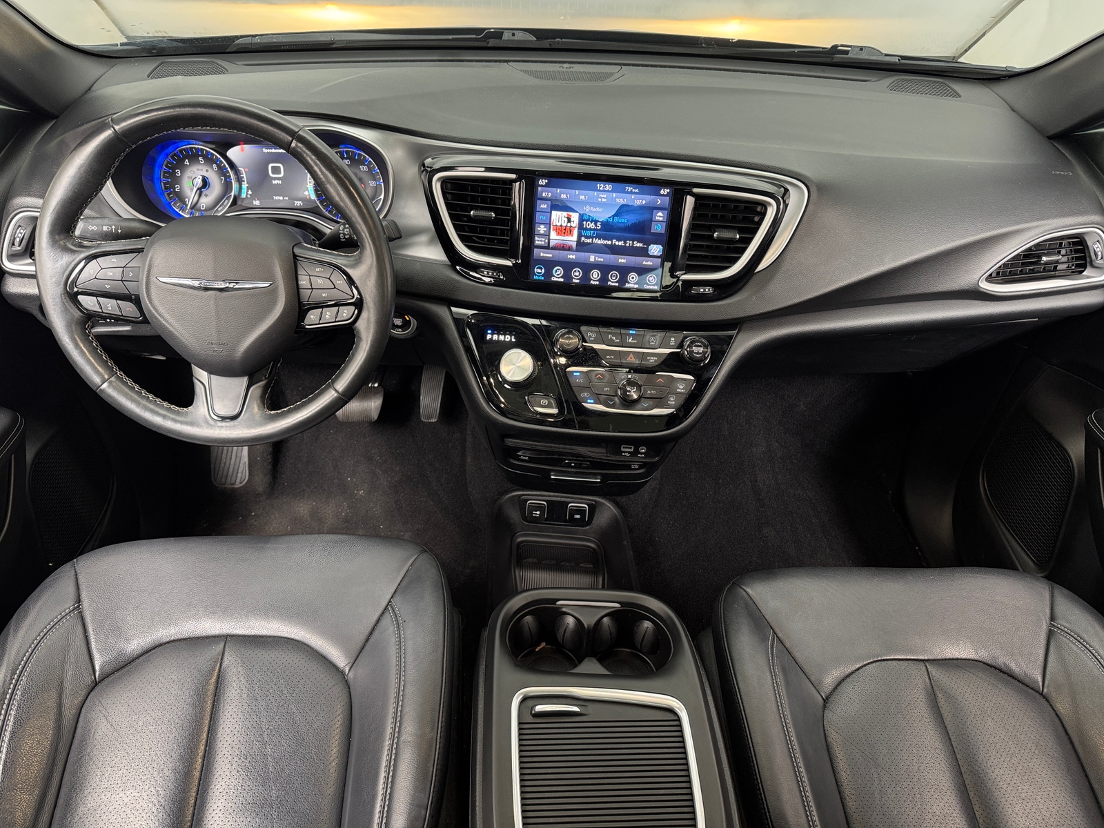 Thumbnail: 2020 Chrysler Pacifica - 2