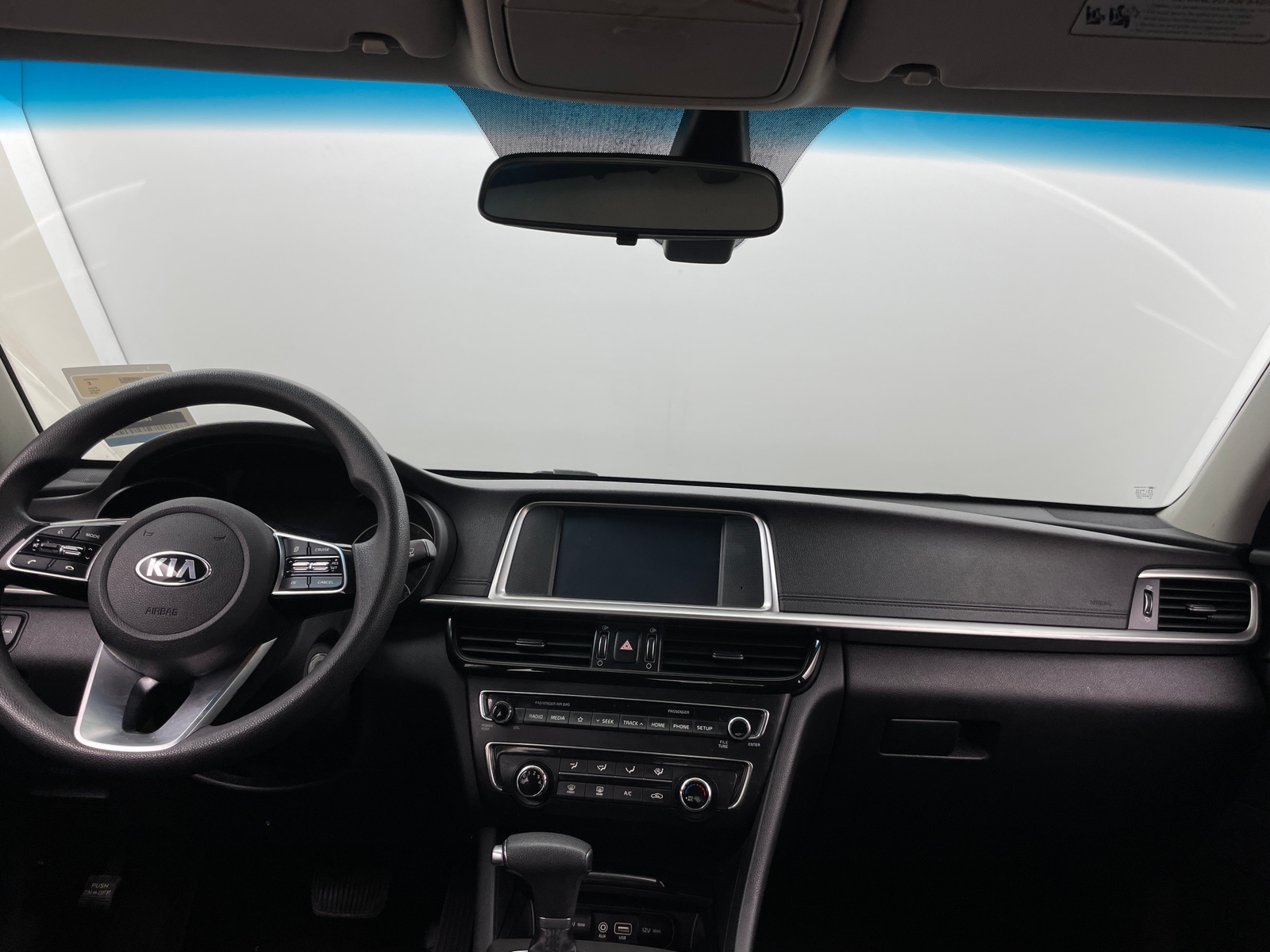 Thumbnail: 2019 Kia Optima - 3