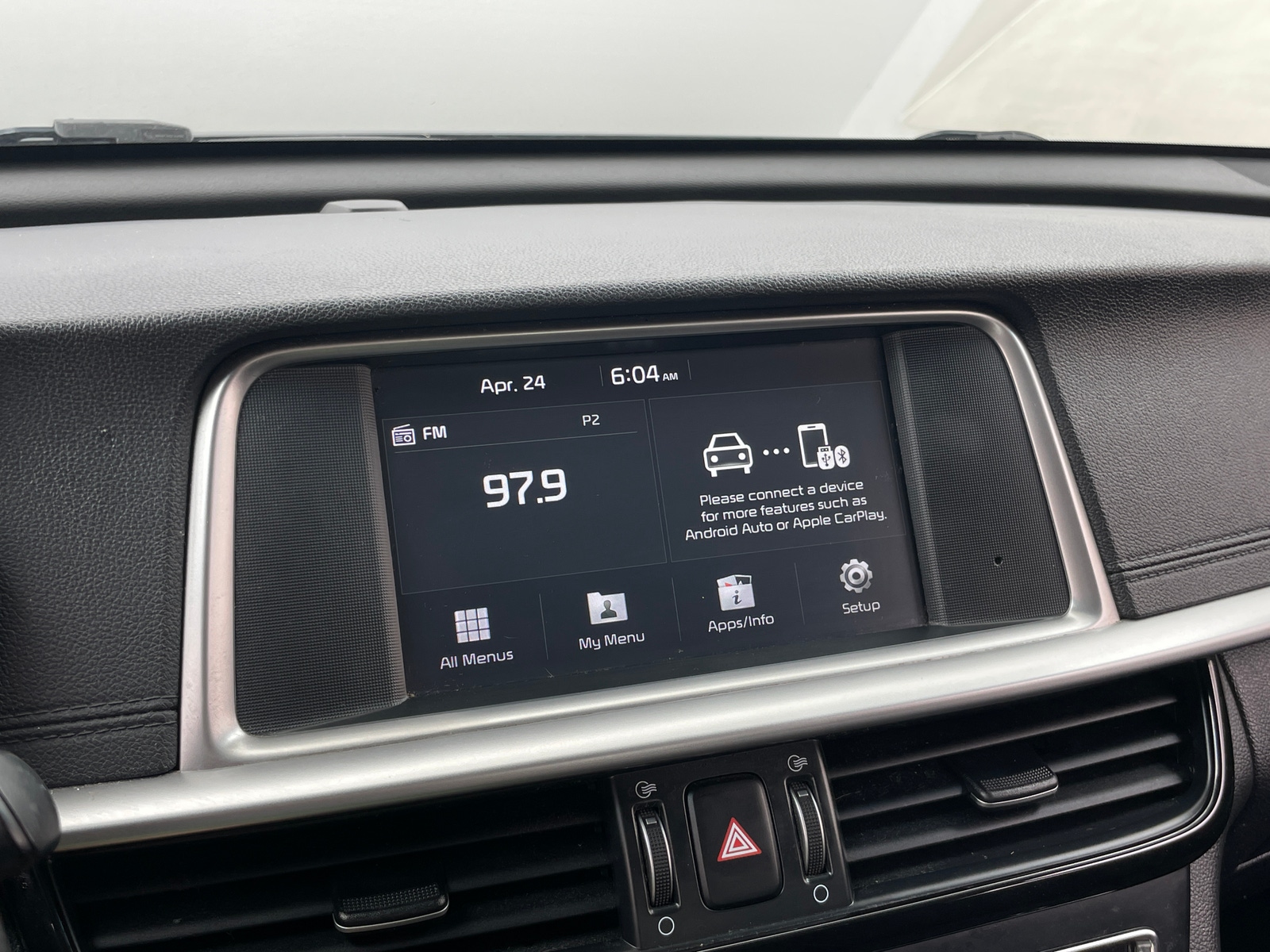 Thumbnail: 2019 Kia Optima - 4