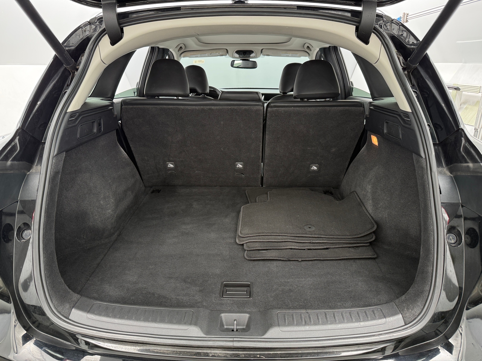 Thumbnail: 2022 INFINITI QX50 - 6