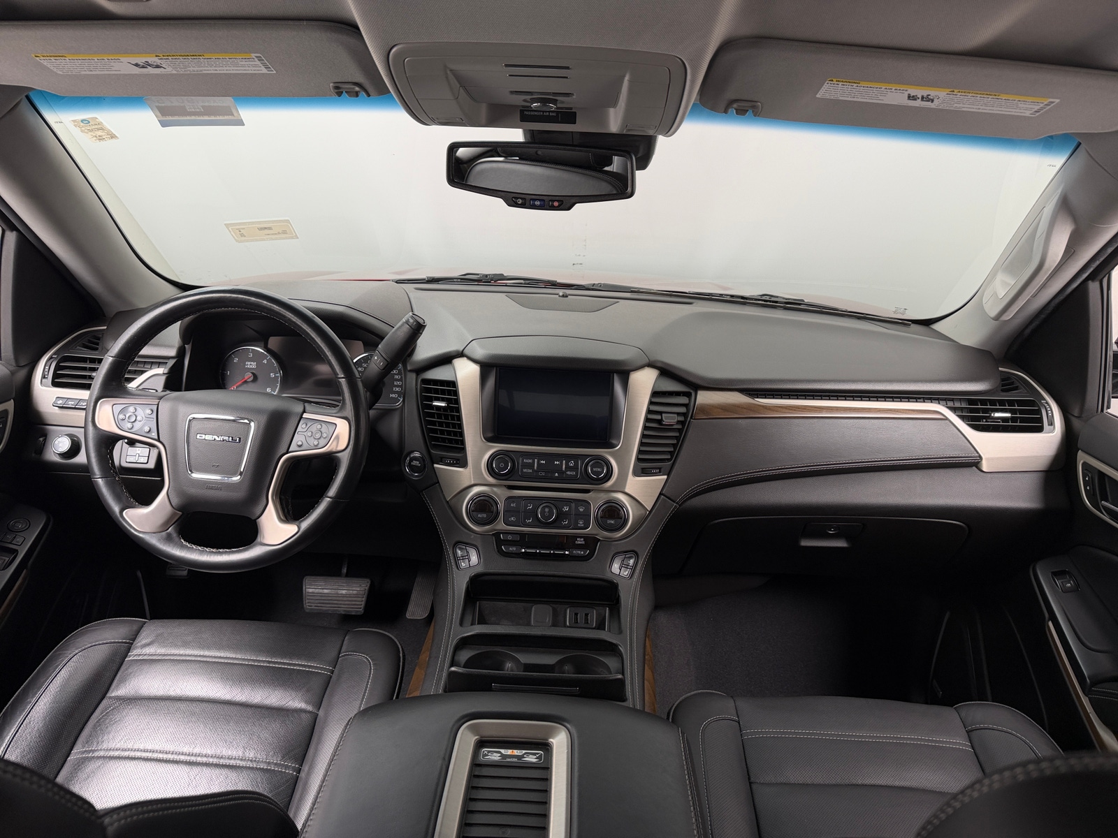 Thumbnail: 2019 GMC Yukon XL - 2