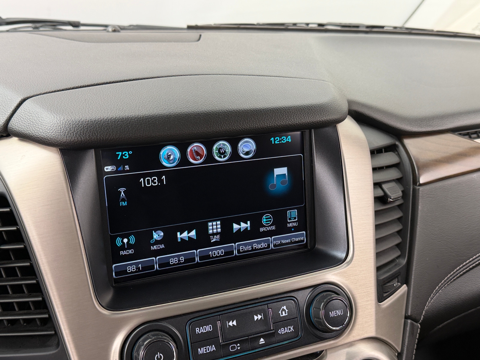 Thumbnail: 2019 GMC Yukon XL - 3