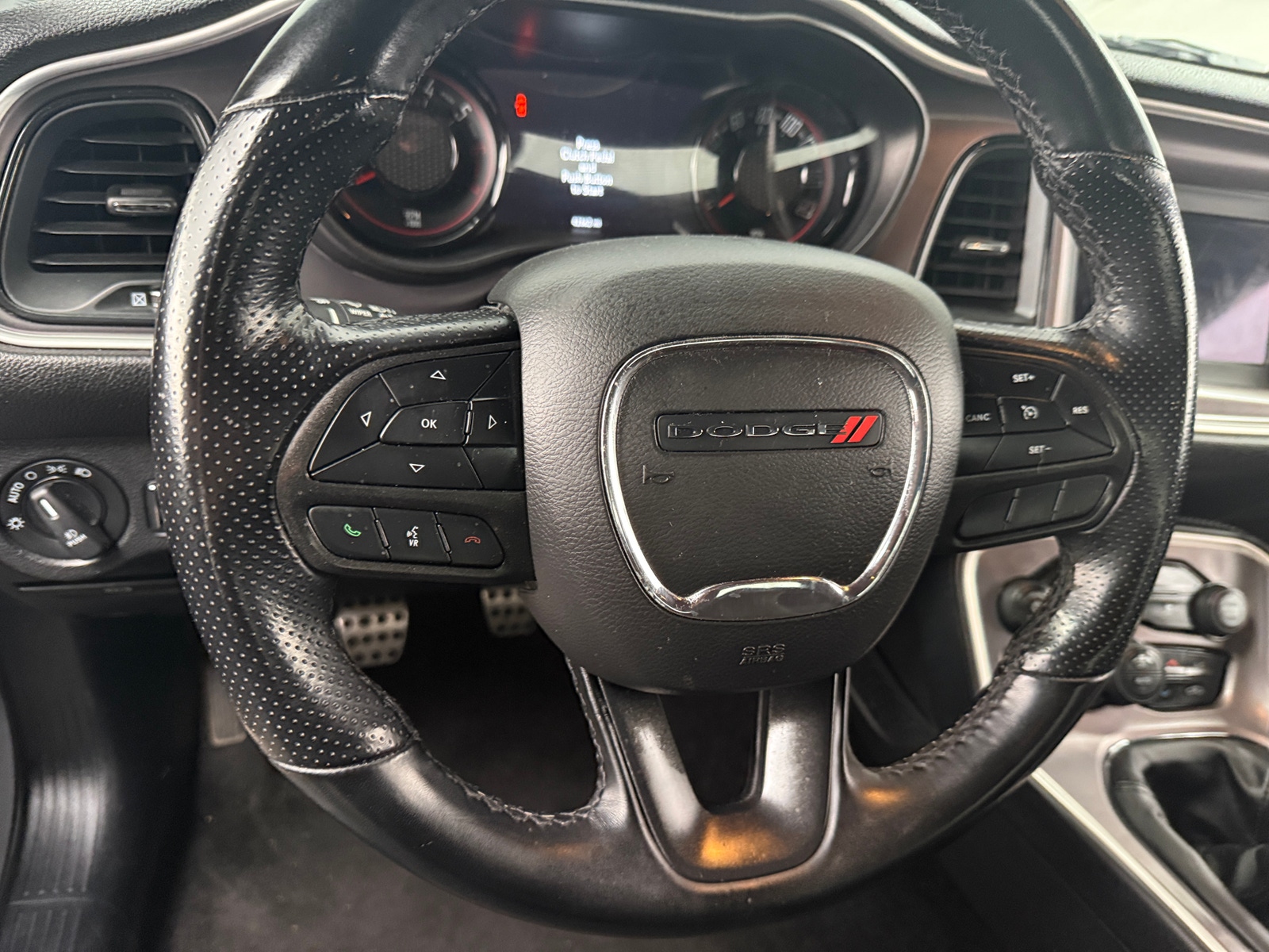 Thumbnail: 2022 Dodge Challenger - 4