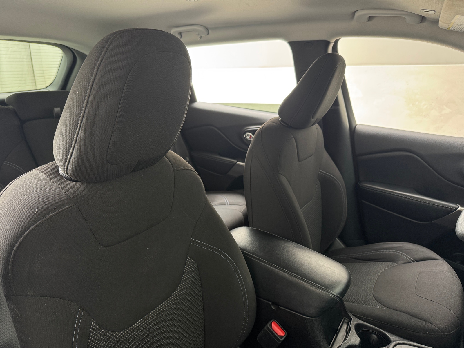 Thumbnail: 2019 Jeep Cherokee - 2