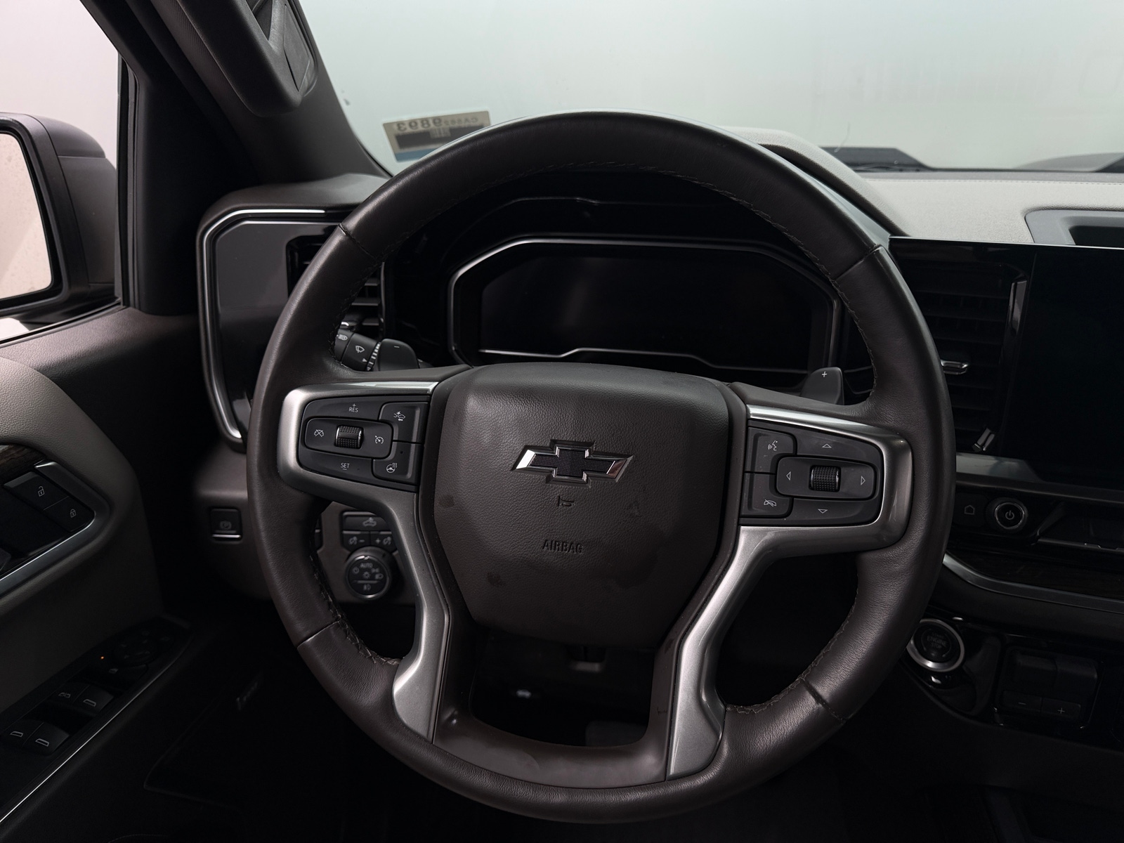 Thumbnail: 2022 Chevrolet Silverado 1500 - 5