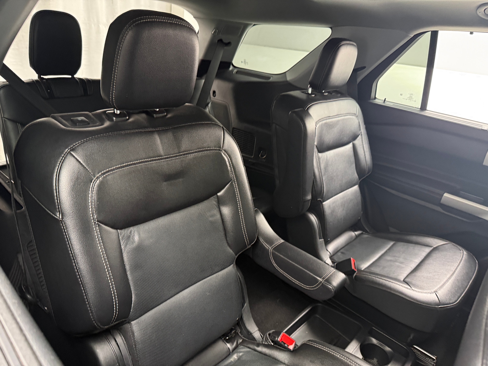 Thumbnail: 2021 Ford Explorer - 5