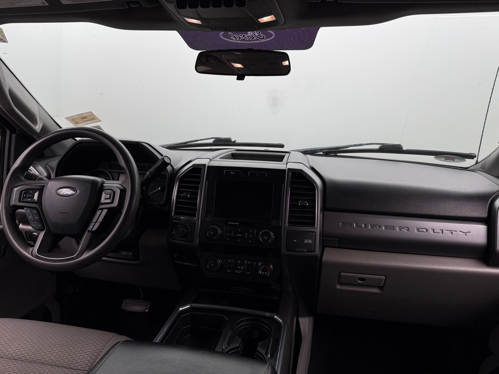 Thumbnail: 2019 Ford Econoline - 3