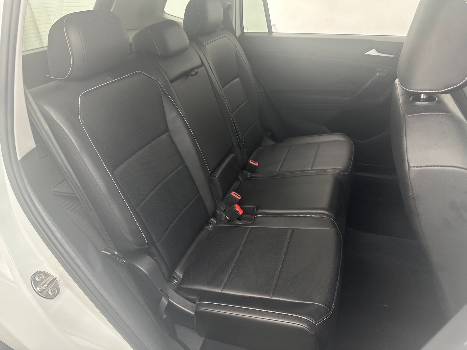 Thumbnail: 2021 Volkswagen Tiguan - 5