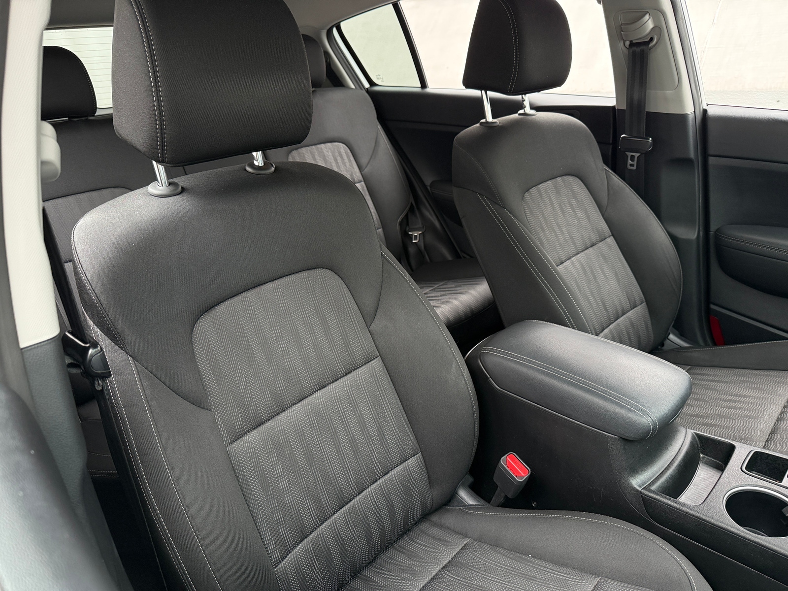 Thumbnail: 2022 Kia Sportage - 2