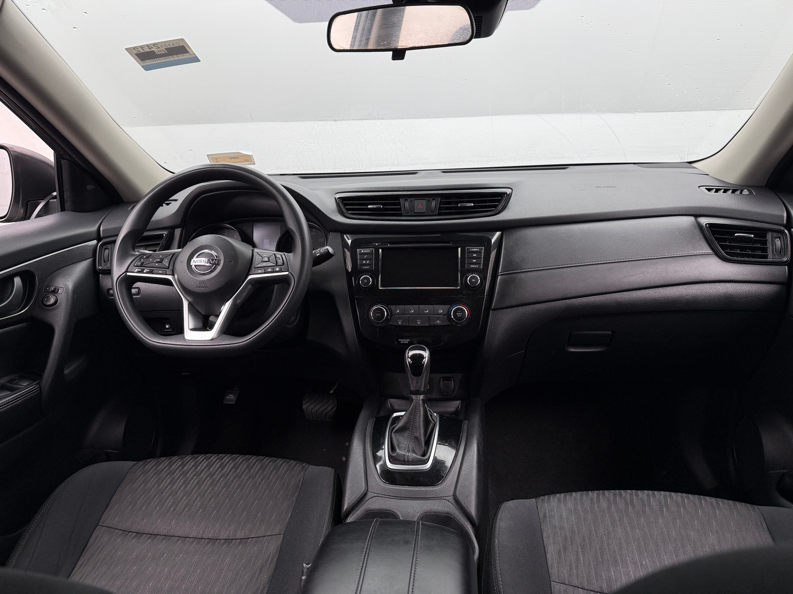 Thumbnail: 2019 Nissan Rogue - 3