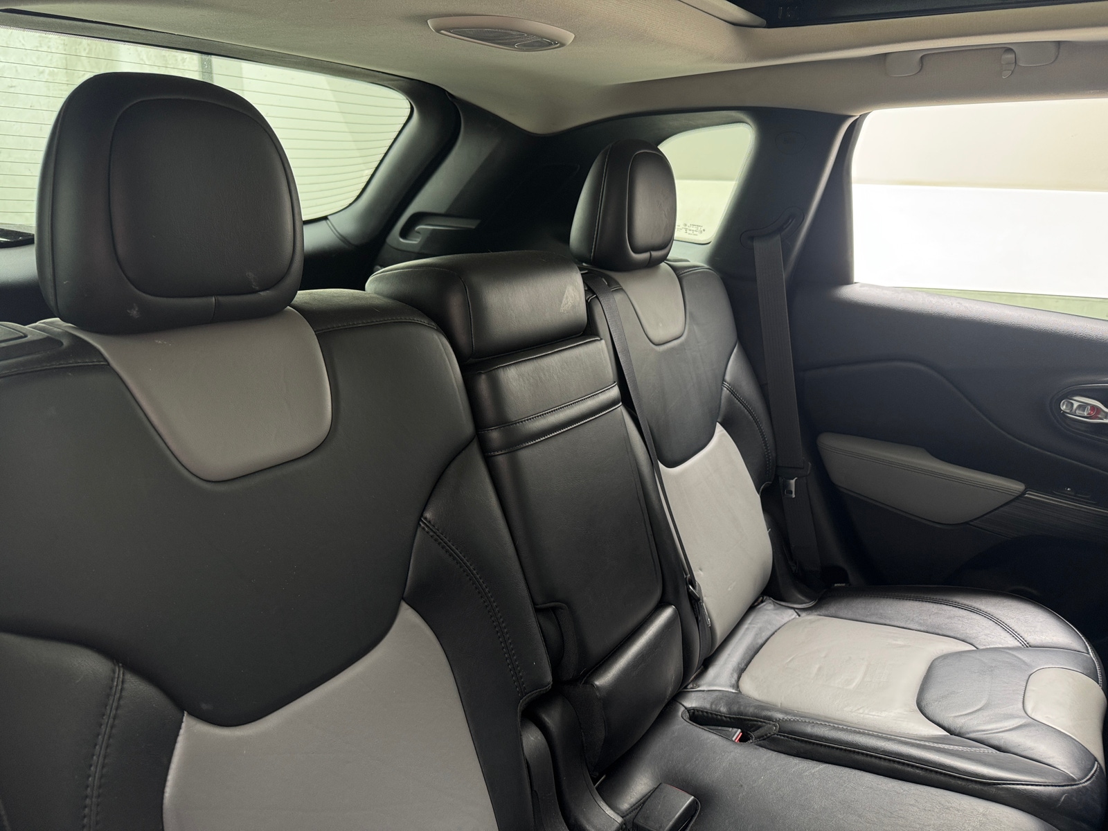 Thumbnail: 2014 Jeep Cherokee - 5