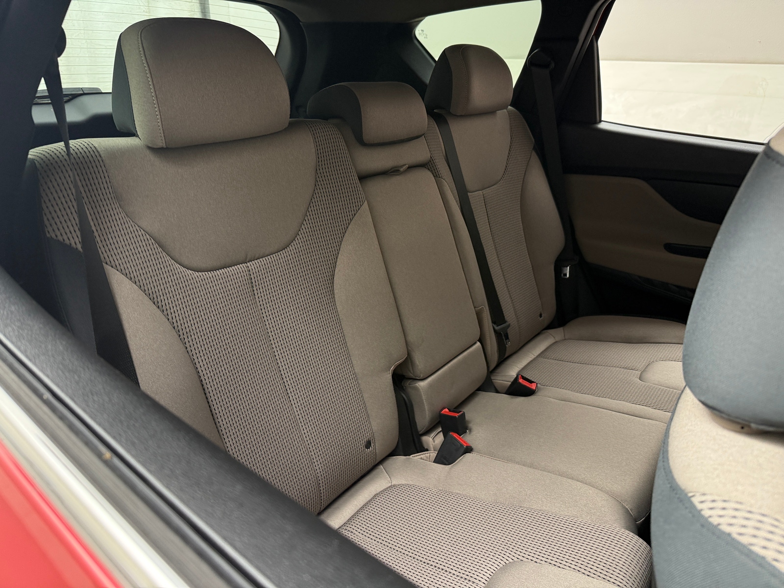 Thumbnail: 2019 Hyundai Santa Fe - 6