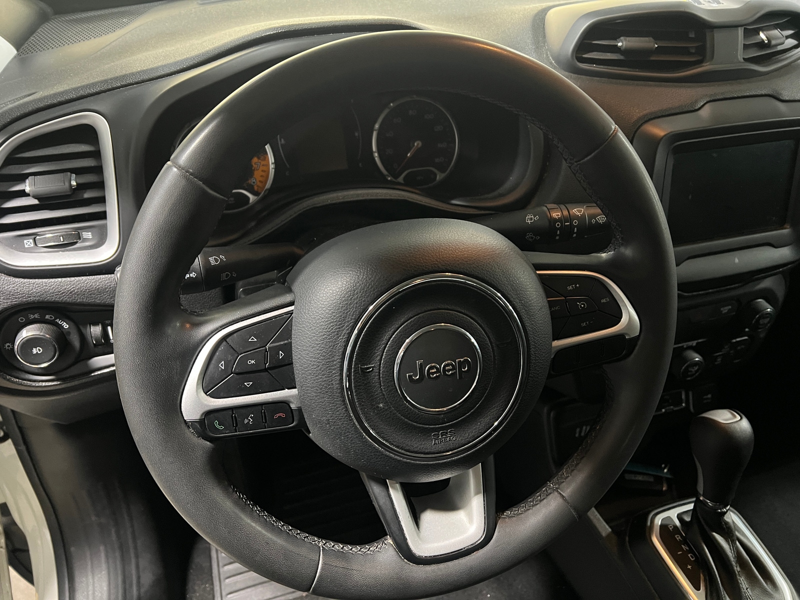 Thumbnail: 2018 Jeep Renegade - 5