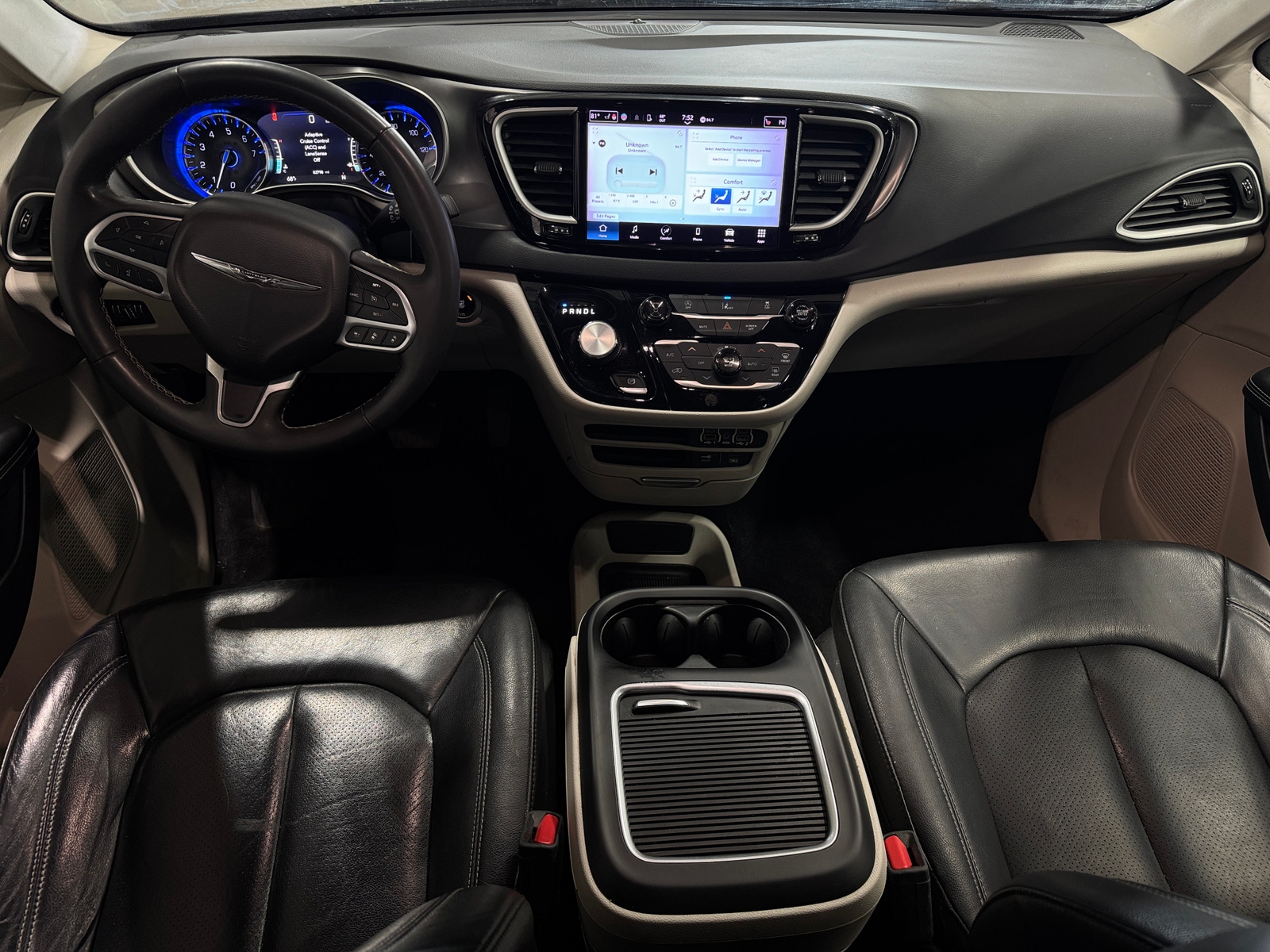Thumbnail: 2022 Chrysler Pacifica - 2