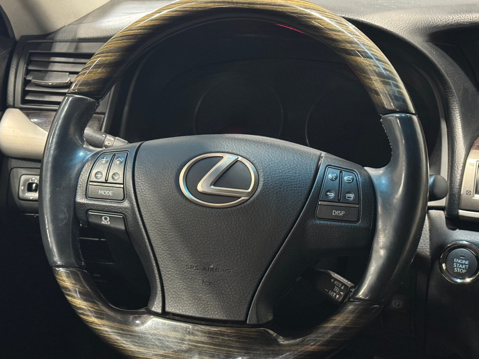 Thumbnail: 2015 Lexus LS - 4