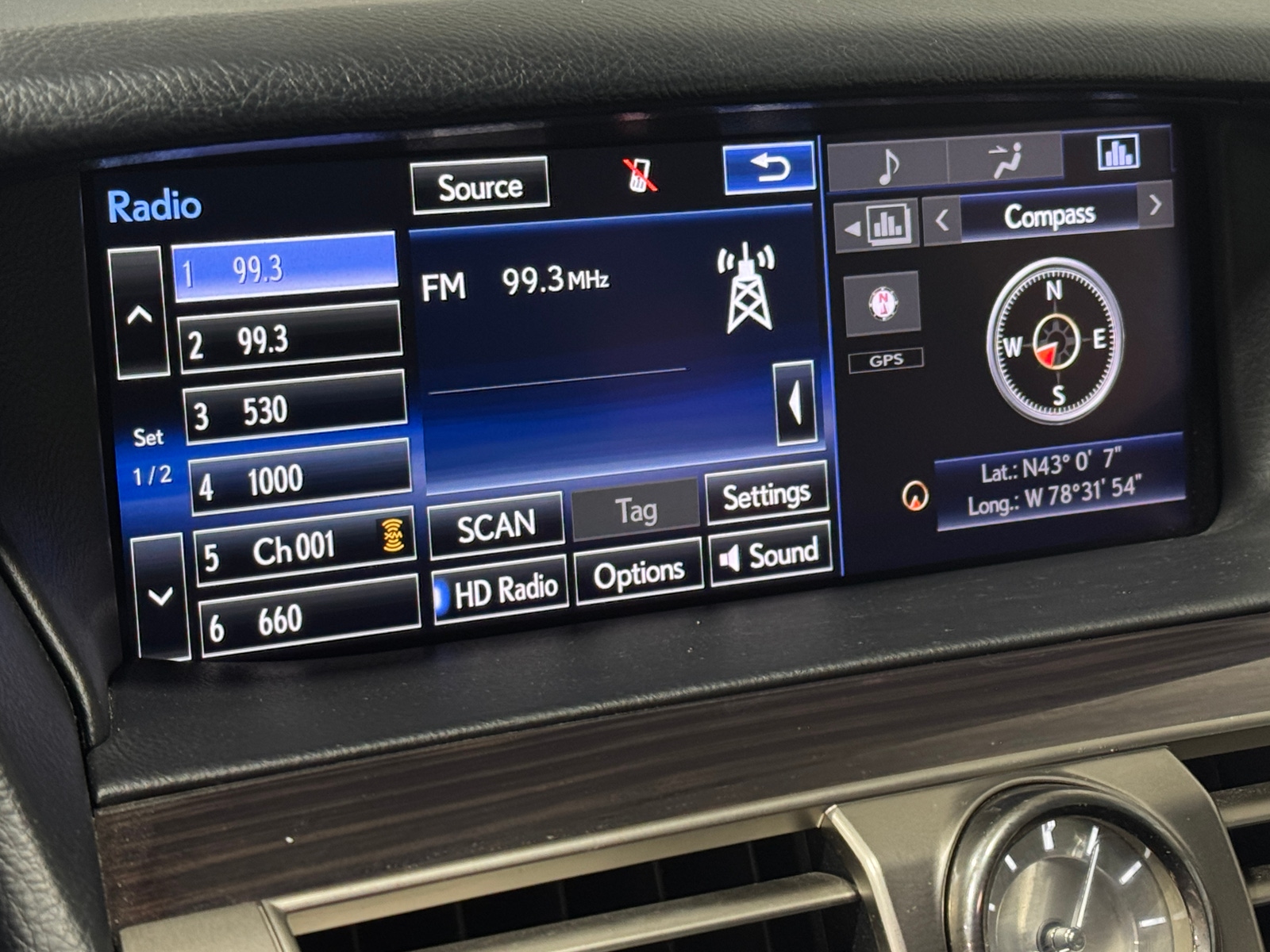 Thumbnail: 2015 Lexus LS - 3