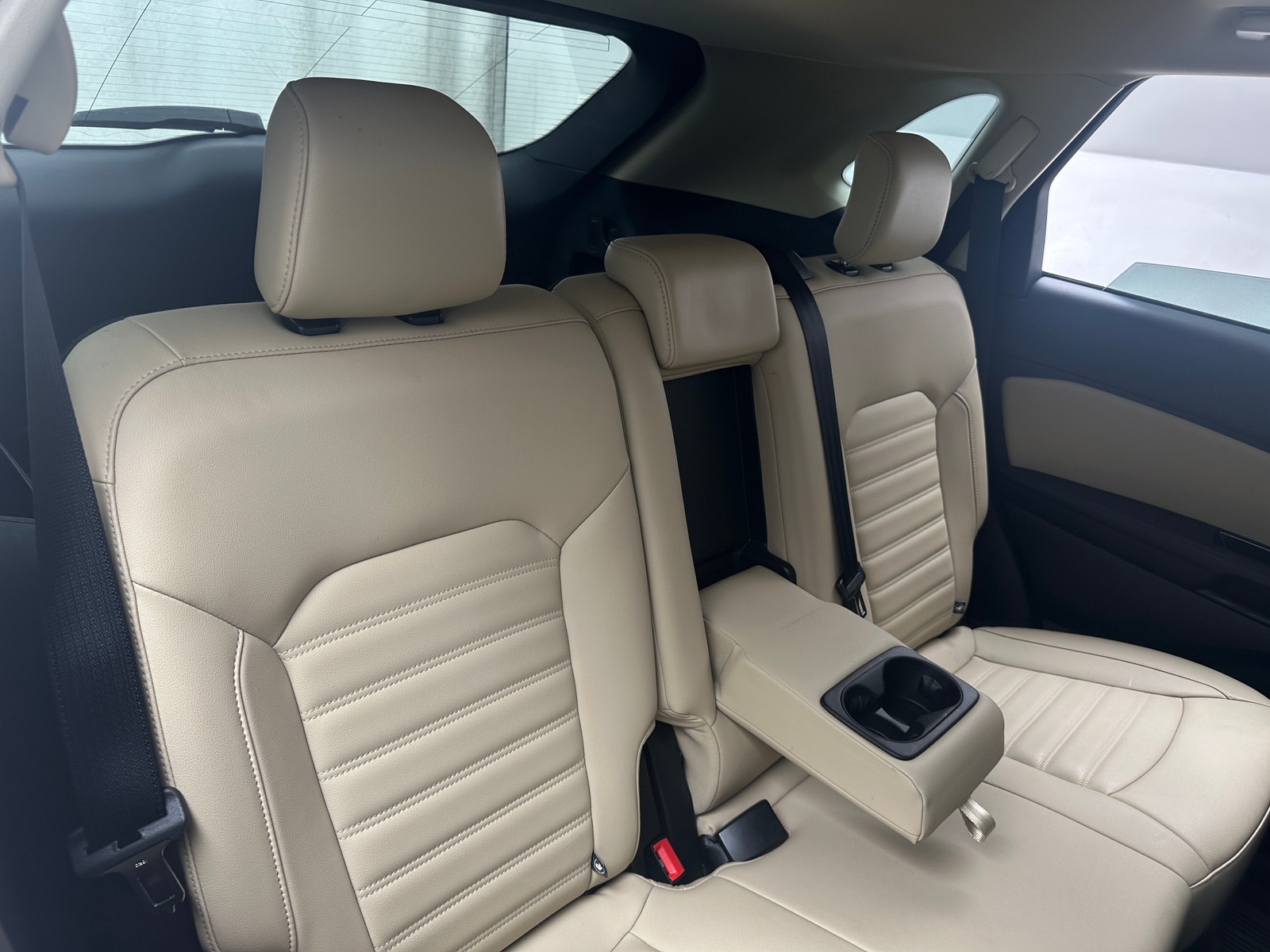 Thumbnail: 2020 Ford Edge - 5