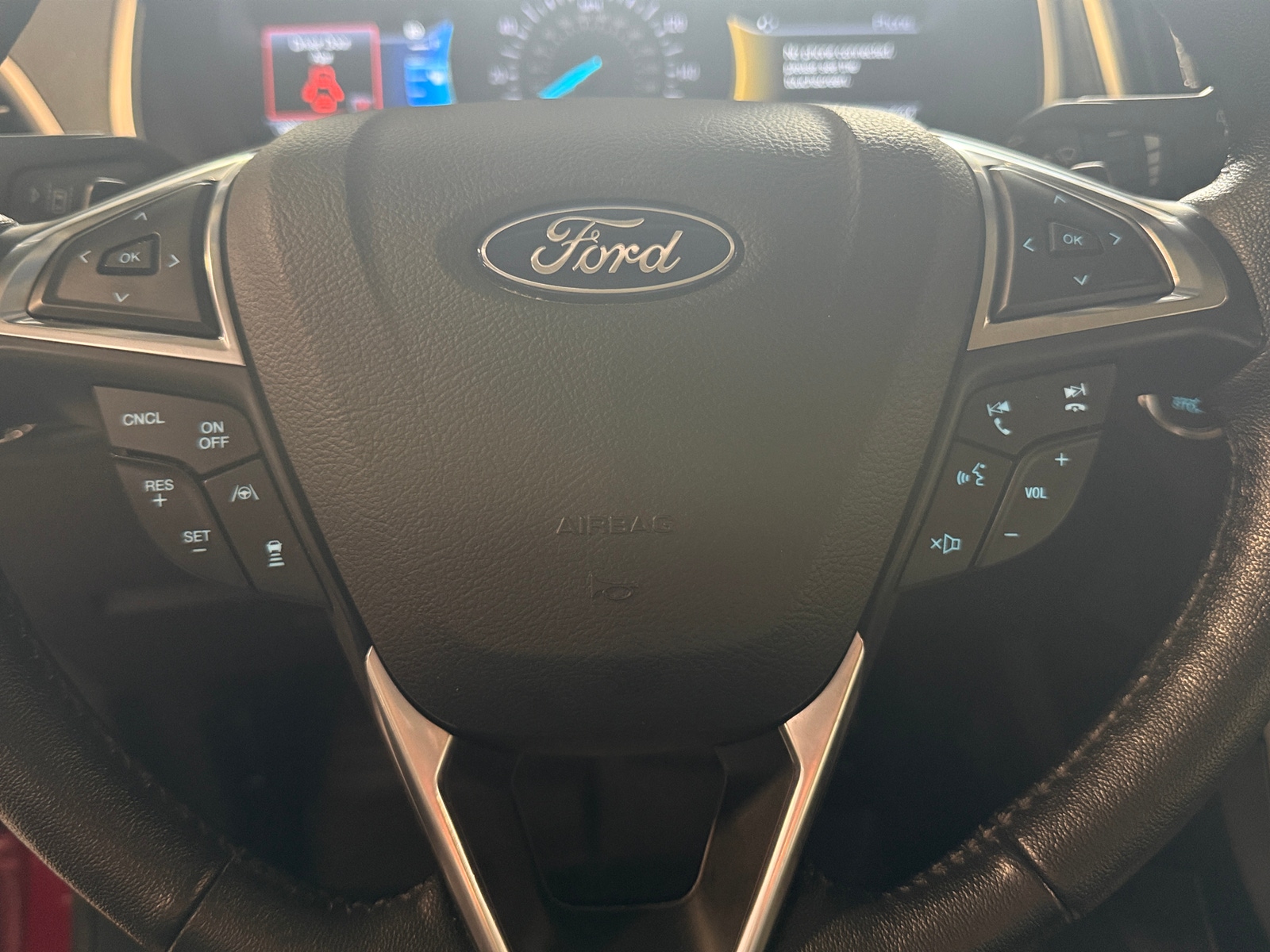 Thumbnail: 2020 Ford Edge - 4