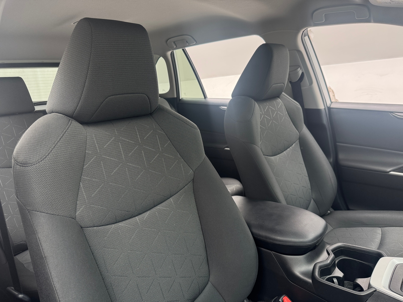 Thumbnail: 2021 Toyota RAV4 - 2