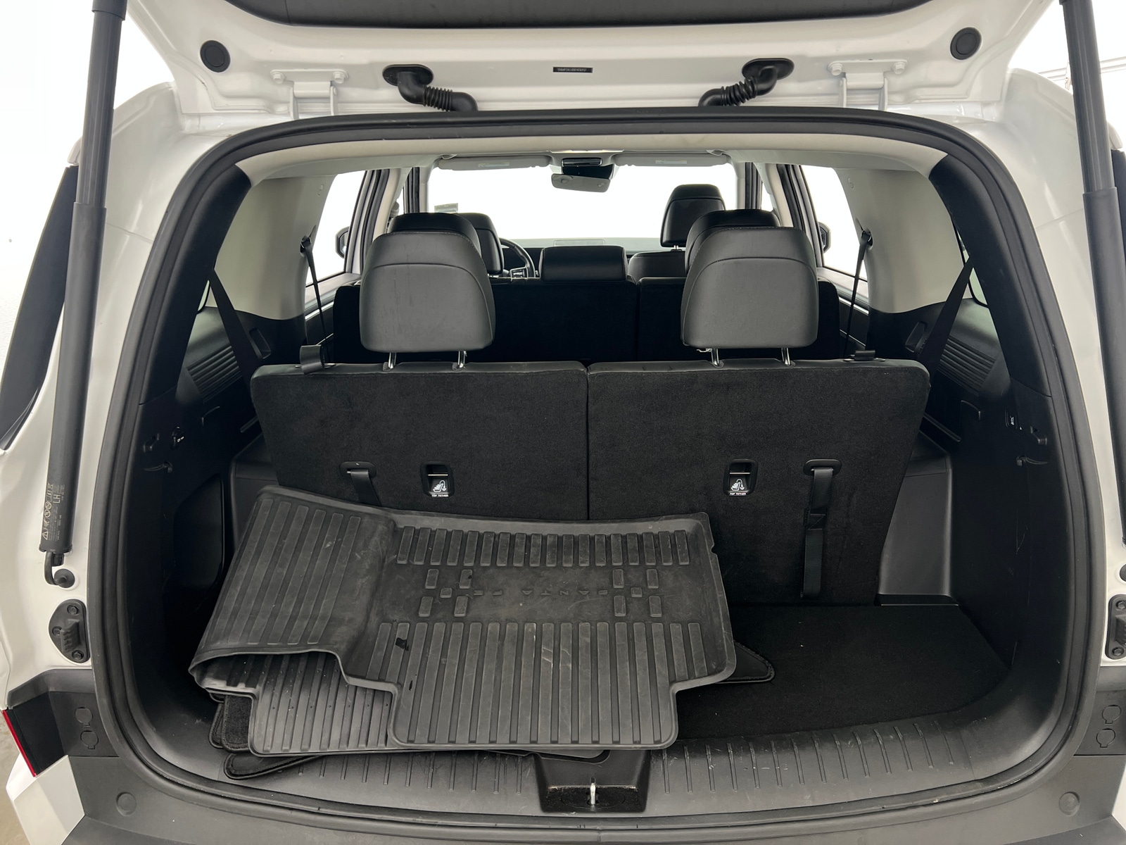 Thumbnail: 2024 Hyundai Santa Fe - 6