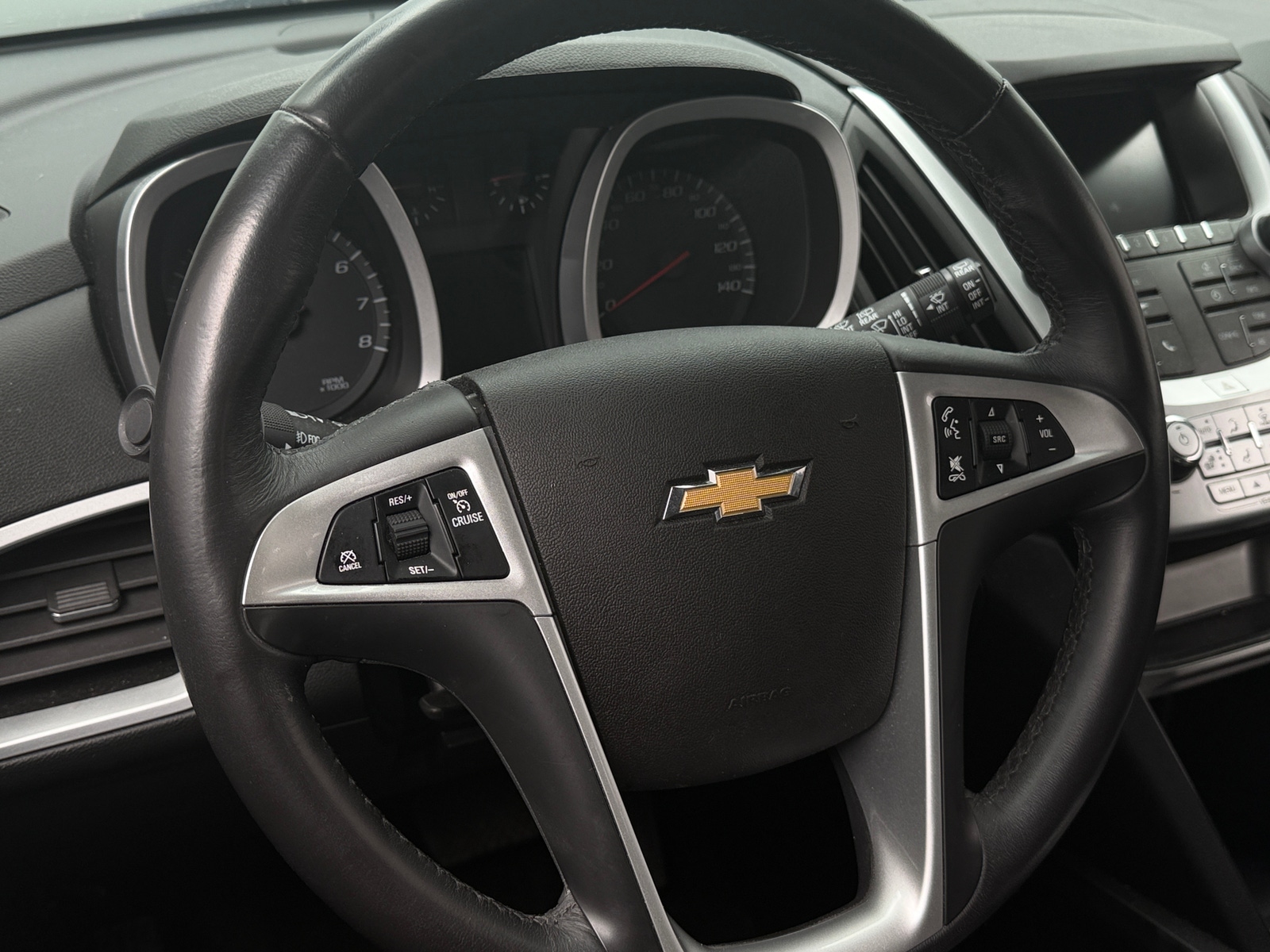 Thumbnail: 2017 Chevrolet Equinox - 4