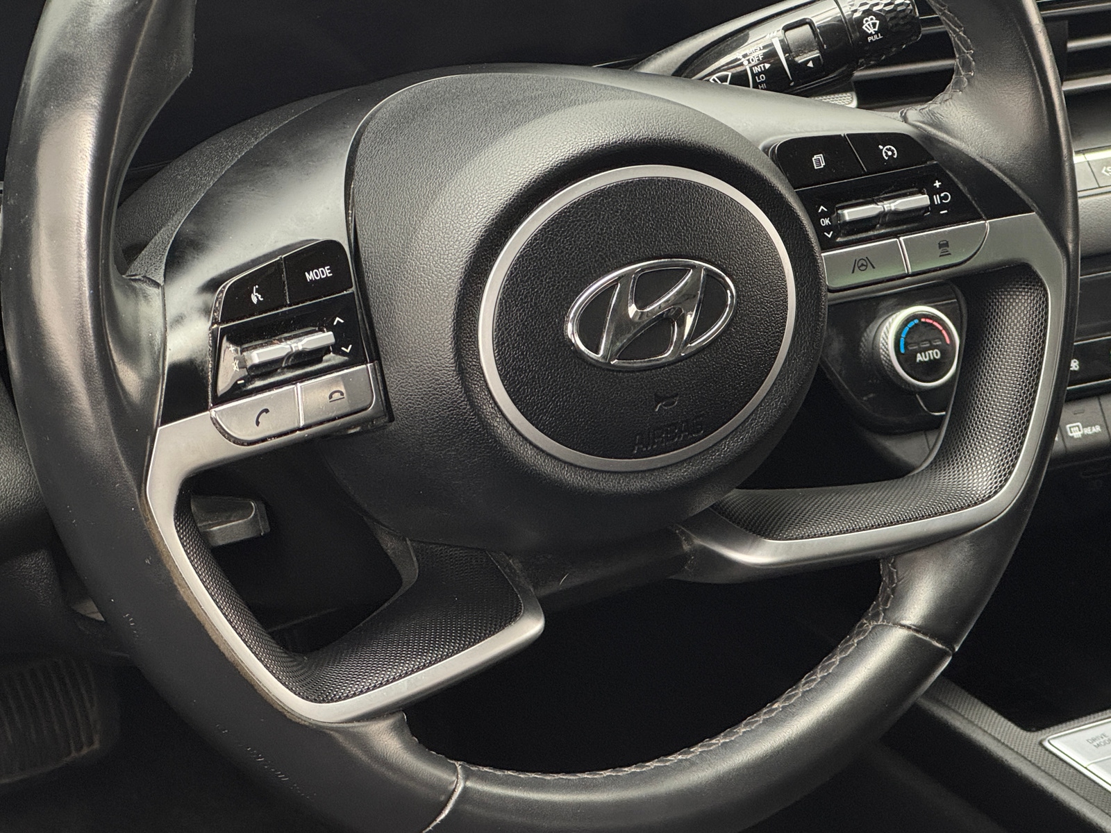 Thumbnail: 2023 Hyundai Elantra - 5