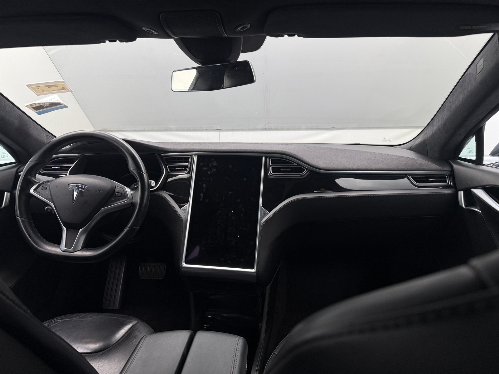Thumbnail: 2015 Tesla Model S - 2