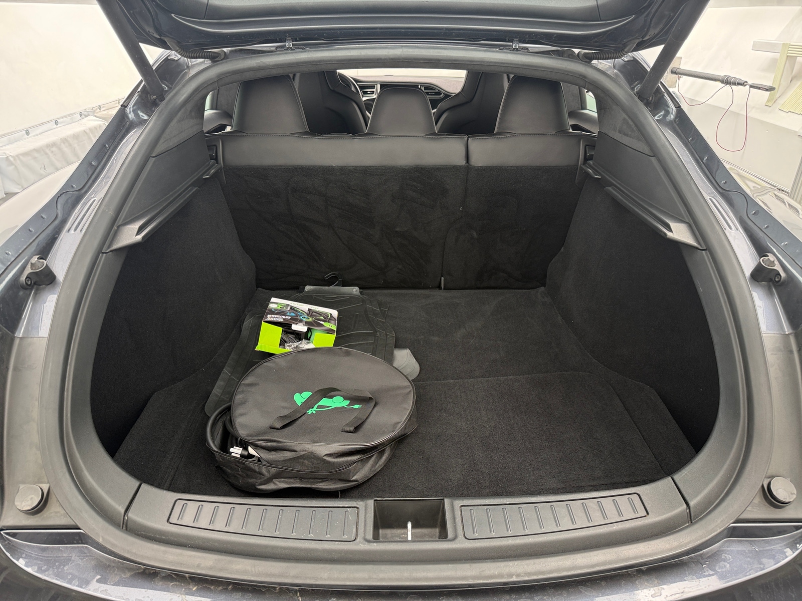 Thumbnail: 2015 Tesla Model S - 6