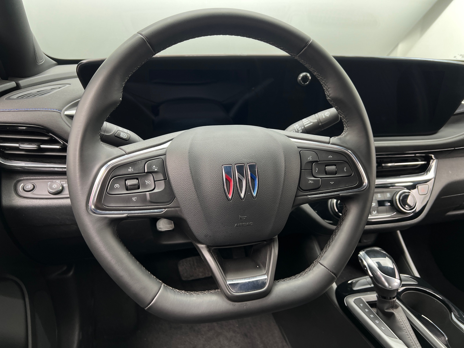 Thumbnail: 2025 Buick Envista - 4