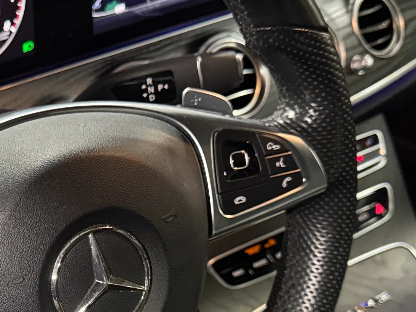Thumbnail: 2018 Mercedes-Benz E-Class - 4