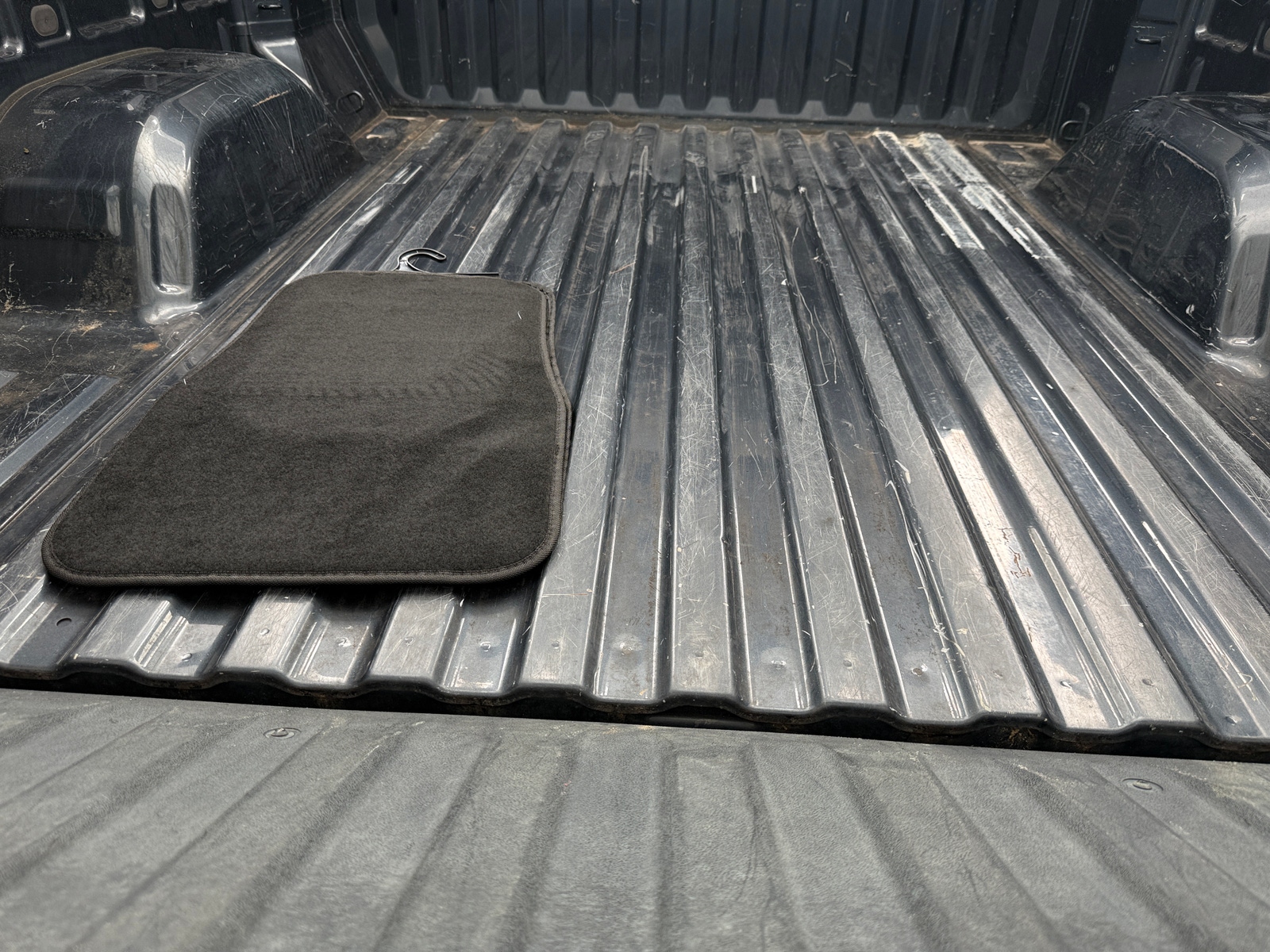 Thumbnail: 2020 Chevrolet Silverado 1500 - 7