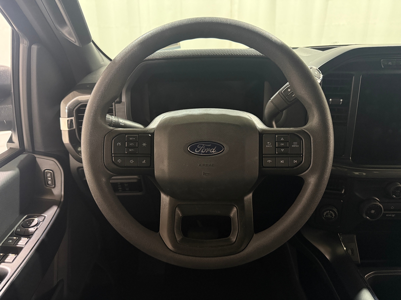 Thumbnail: 2024 Ford Econoline - 5