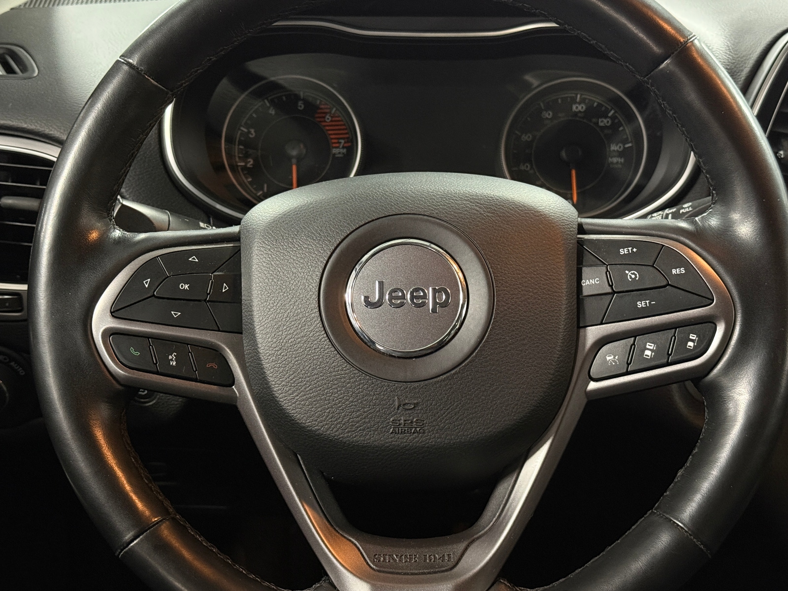 Thumbnail: 2021 Jeep Cherokee - 4