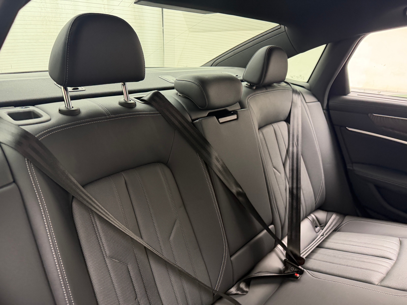 Thumbnail: 2021 Audi A6 - 5